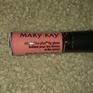4/$25 Sun blossom Mary kay lip gloss